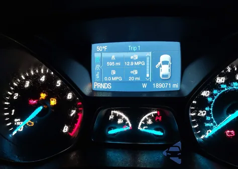 2014 Ford Escape Se z USA, uszkodzony, nr VIN 1FMCU9G91EUC73843